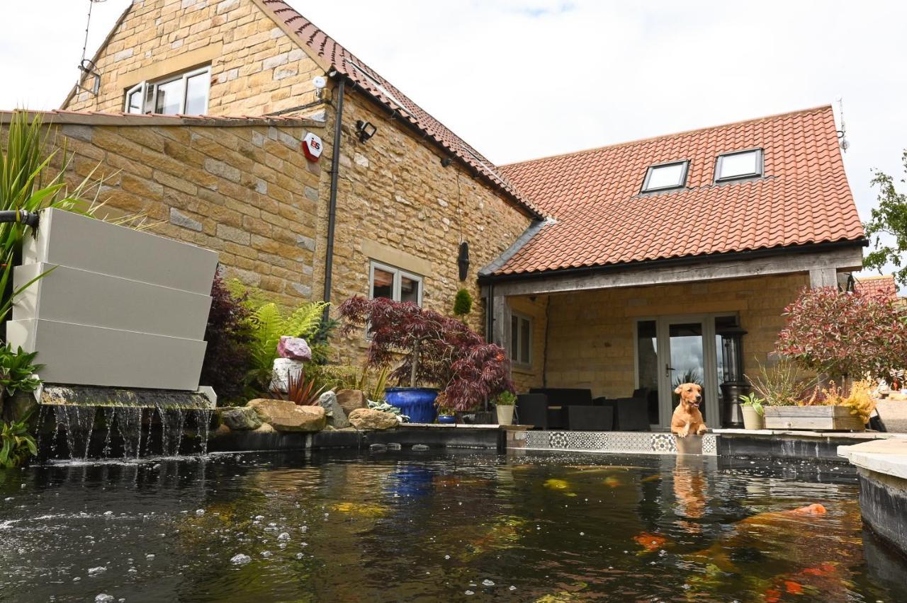 Sunset Retreat Apartment Скарбъро Екстериор снимка
